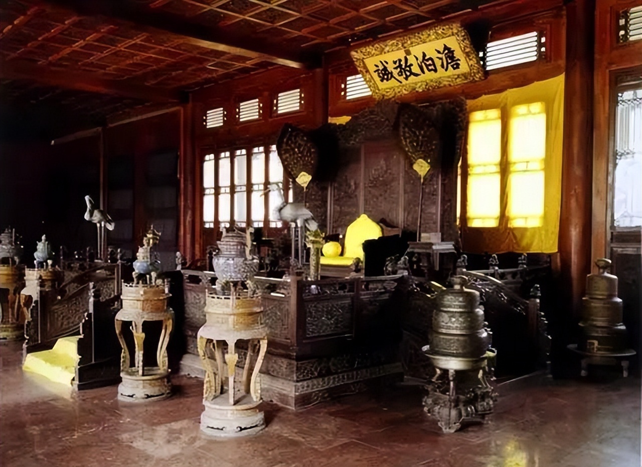 雍正皇帝御批书法欣赏,雍正皇帝御笔字帖