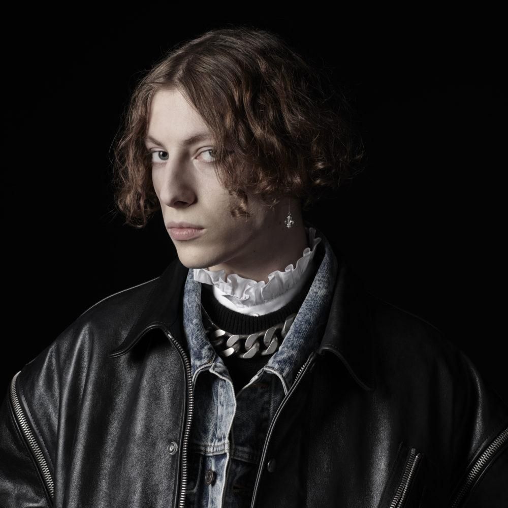 lisa和celine的穿搭风格,celine和lisa要到期了吗