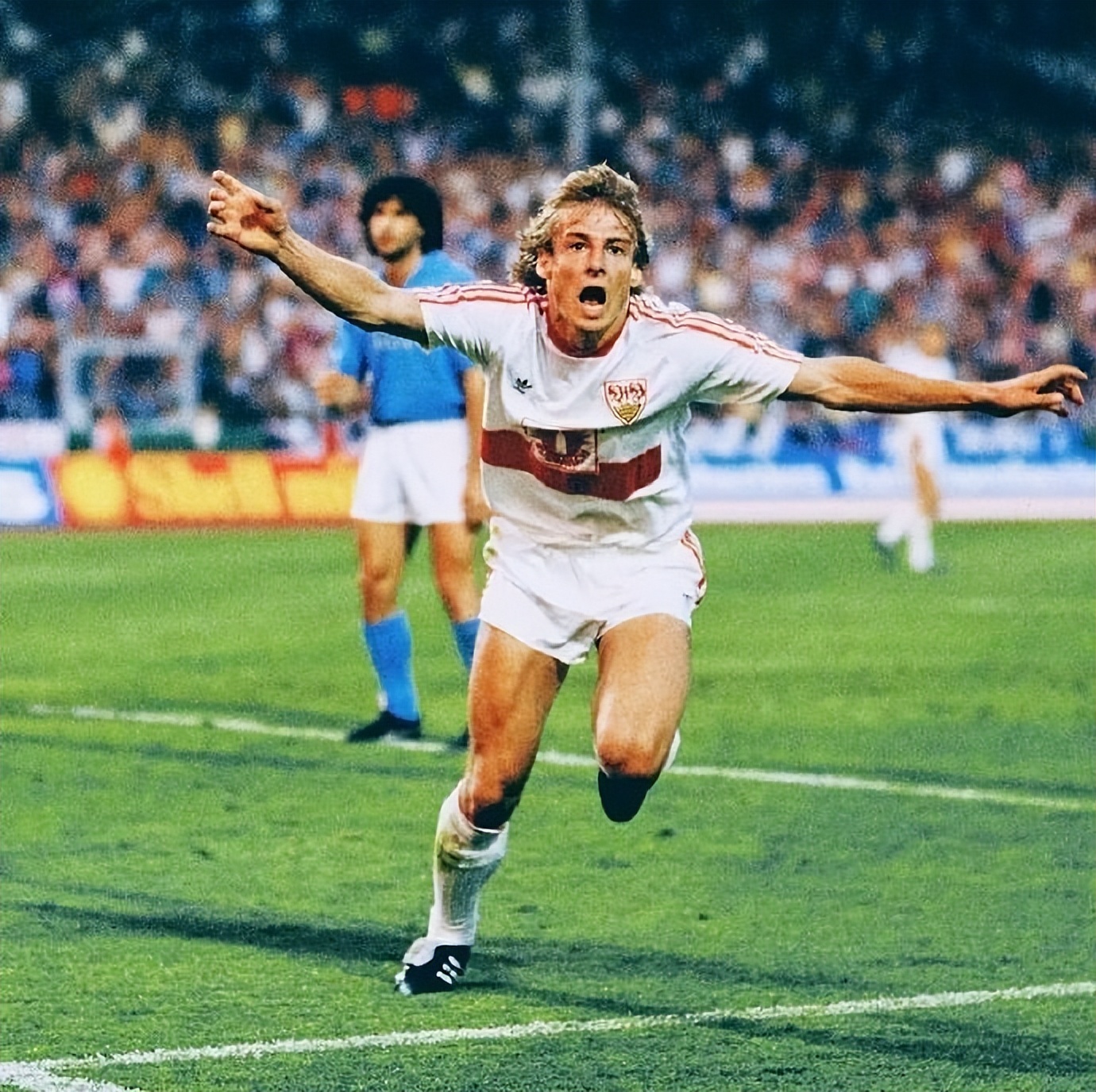 克林斯曼俯冲跳水,克林斯曼低空轰炸