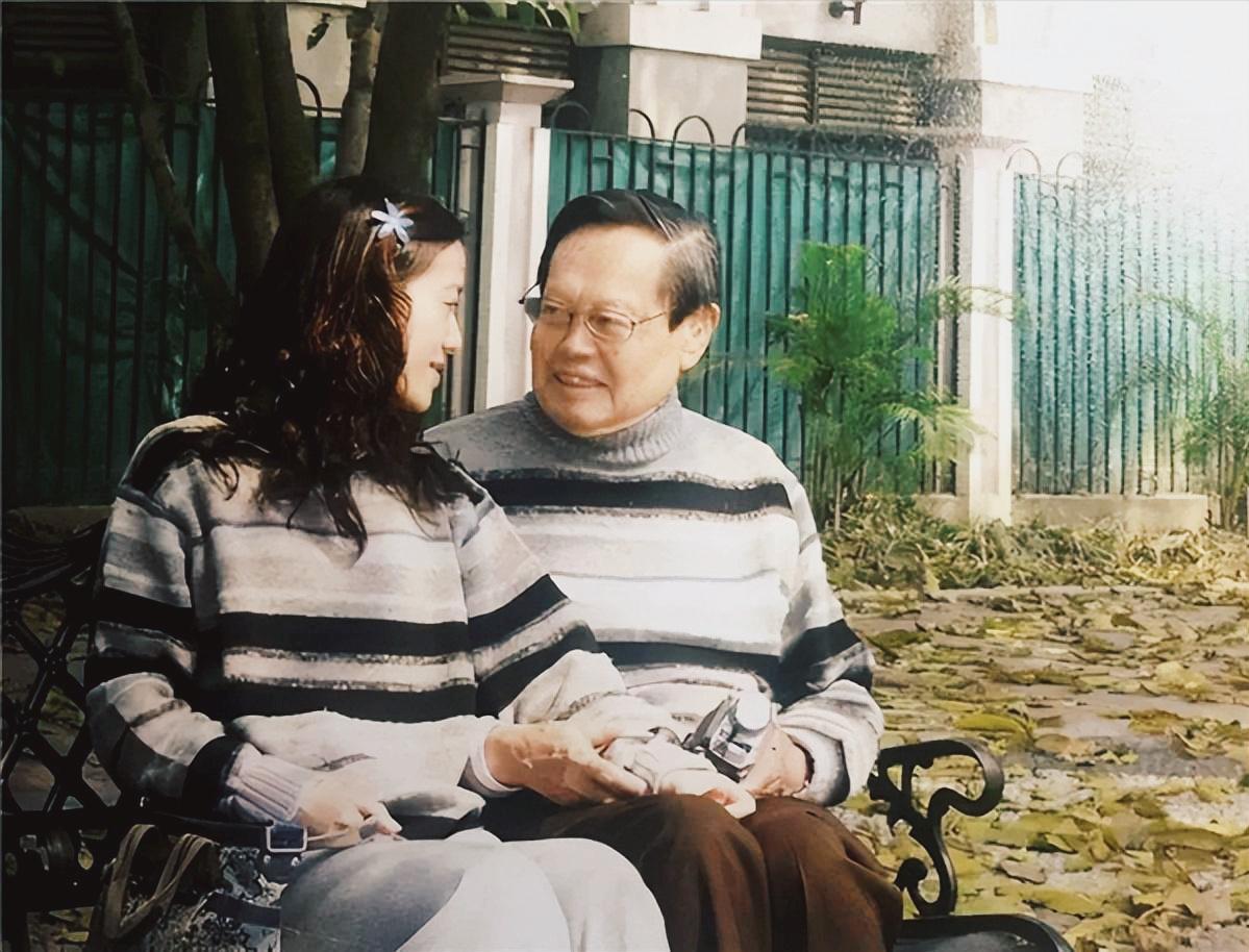 杨振宁有过两段婚姻,杨振宁人生中有几次婚姻