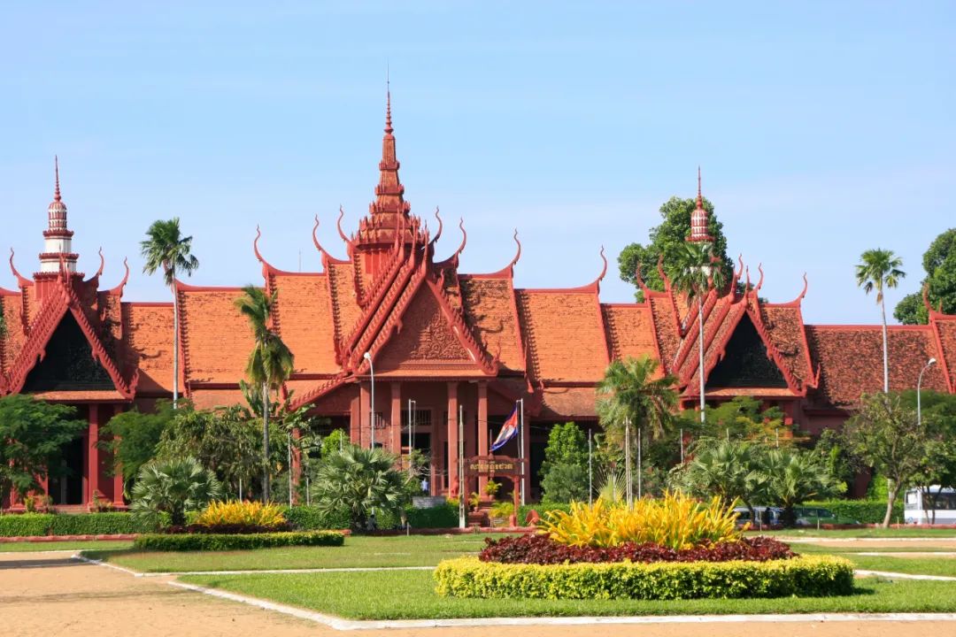 乘坐高铁出国游探秘老挝,自驾游老挝泰国新政策是什么呢