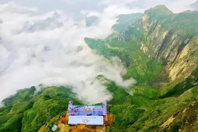 马上放暑假了，打算去哪里玩：昭通大山包