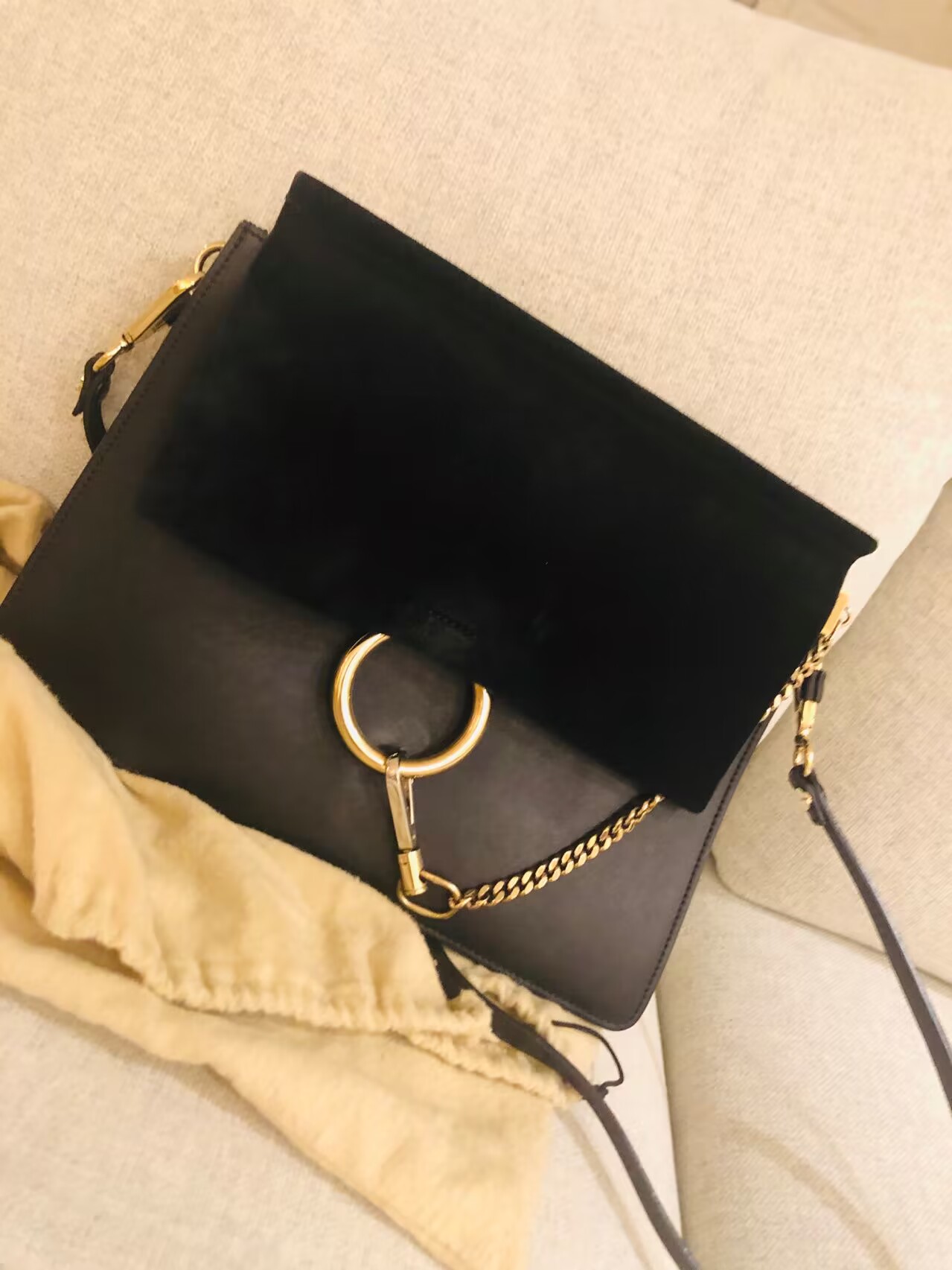 踩雷名牌包 (踩雷包)