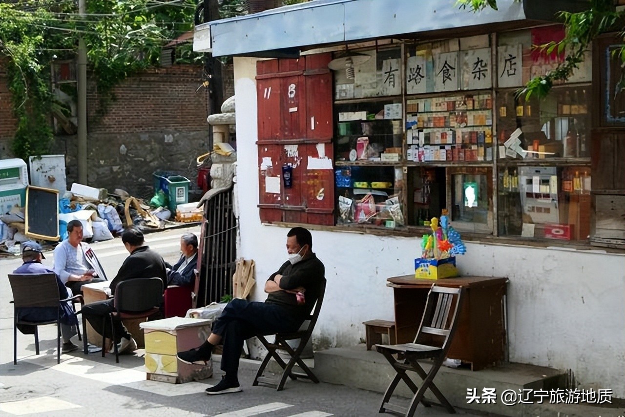 大连这个食杂店成美女网红打卡地？带你来到《请回答1988》的世界