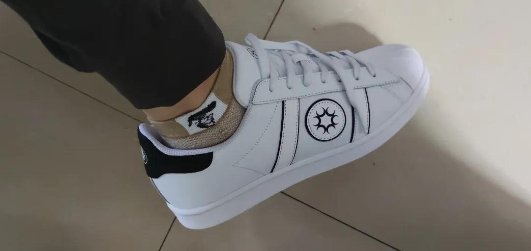 老罗直播间买的鞋子,老罗直播间卖的鞋