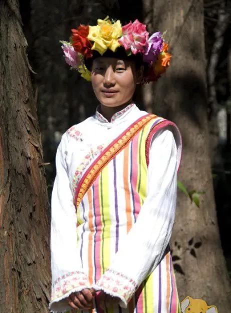 五十六个民族服饰排行榜,中华五十六个民族服饰大合集