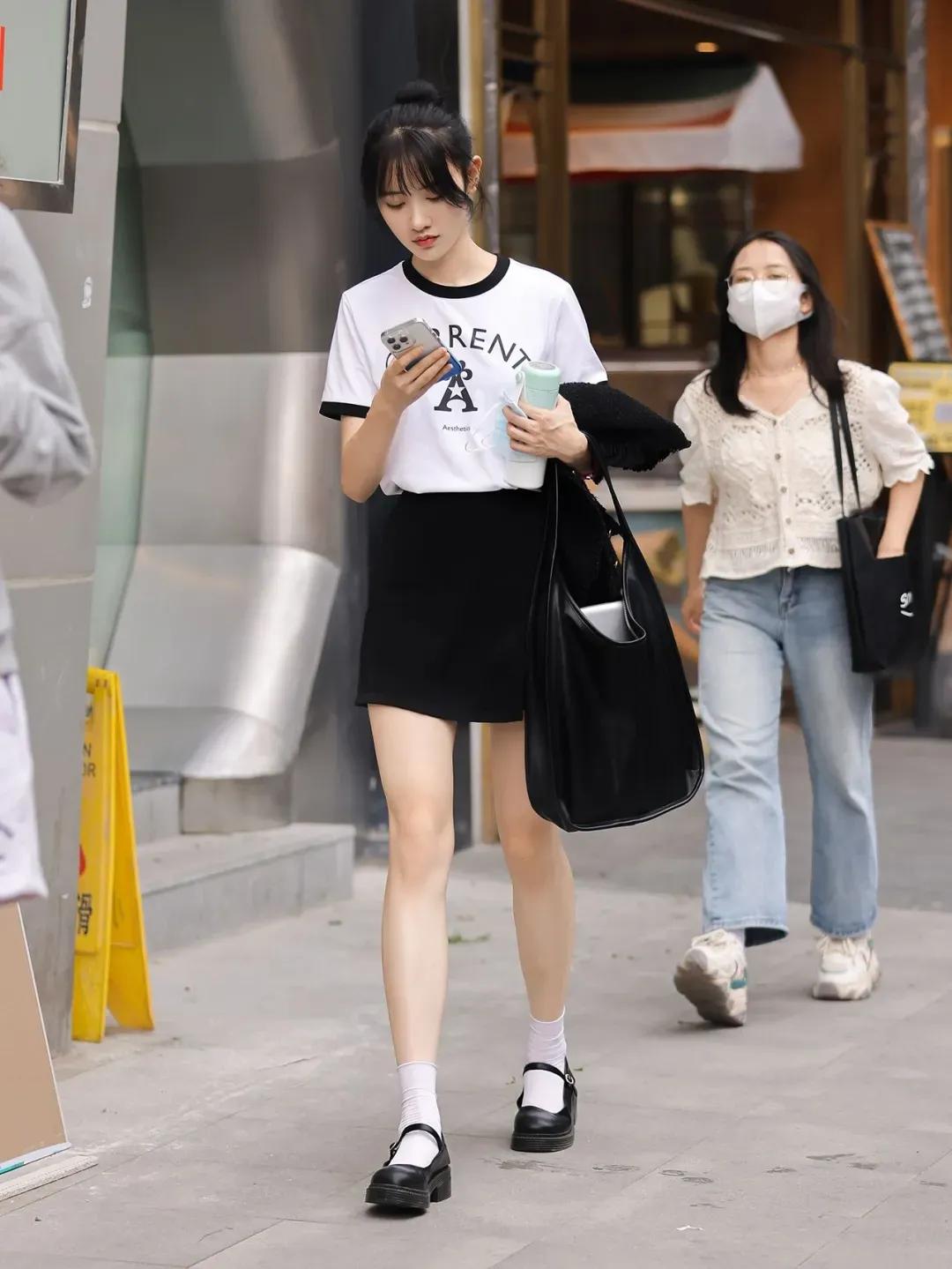 复古低腰裤直筒裤穿搭,时尚裤腰舒适有型