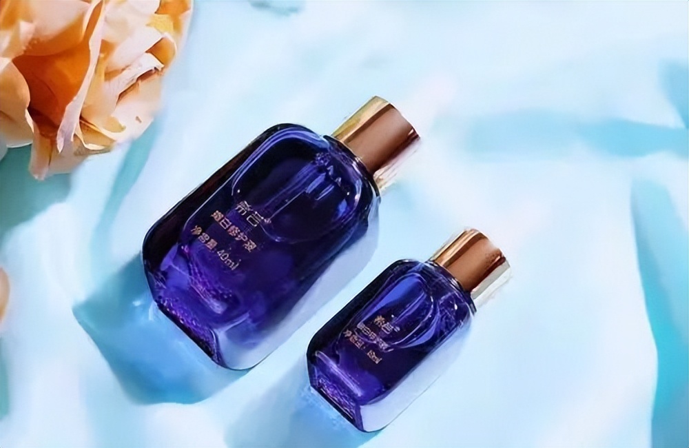 希芸嫩白修护精华液,希芸嫩白小蓝瓶精华液好吗