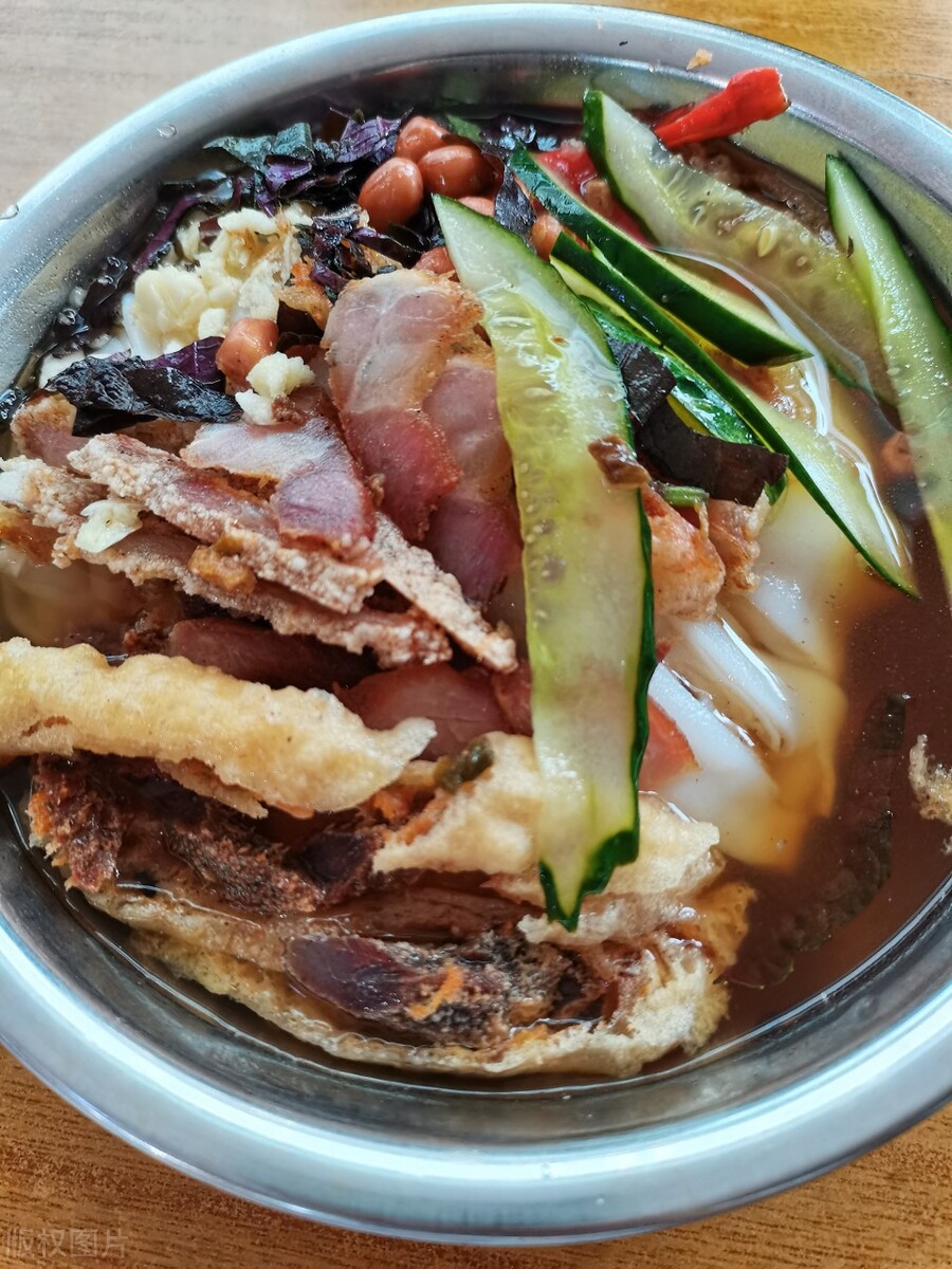 广西特色美食螺蛳粉介绍,广西除了螺蛳粉有什么好吃的特产