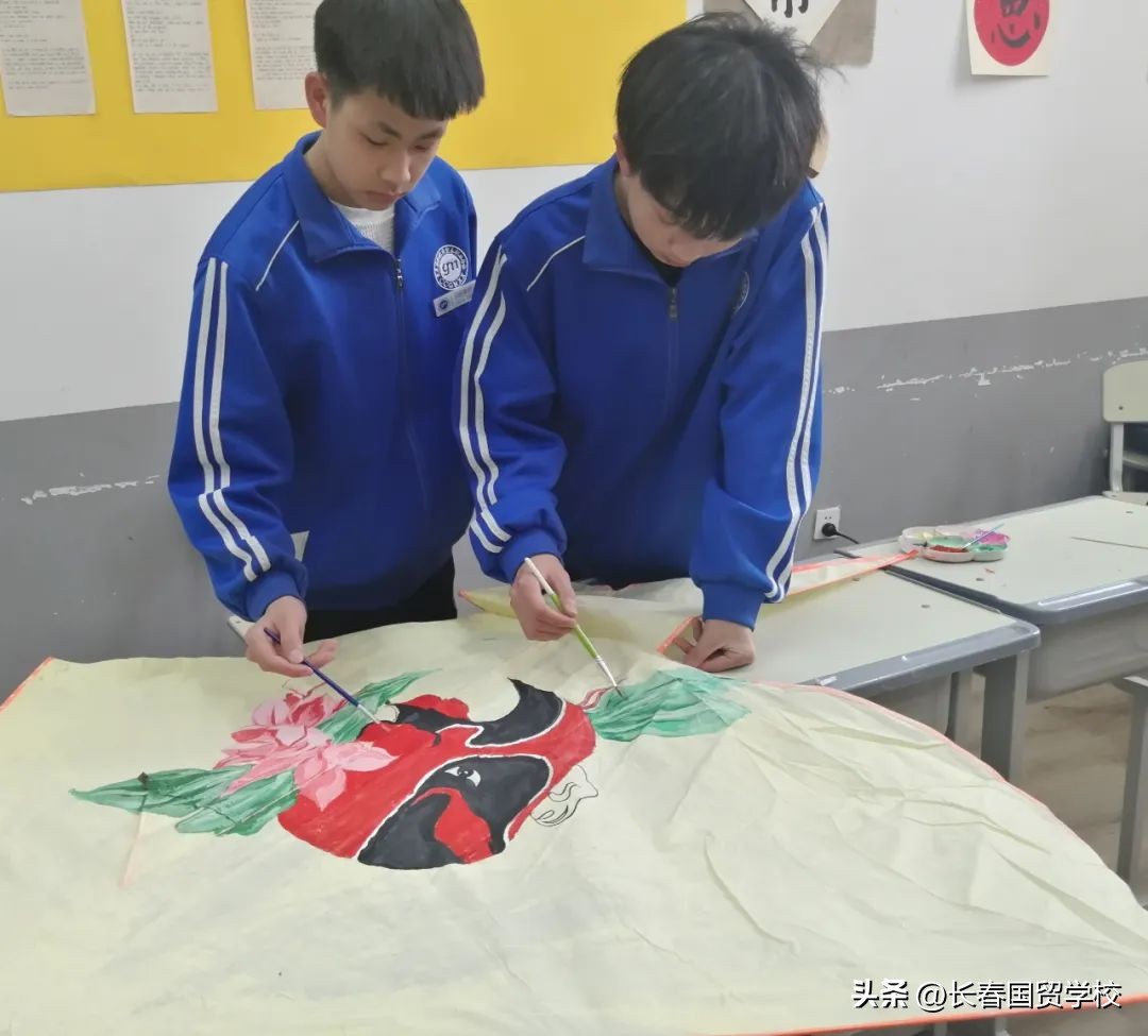 迎风而行、筝筝日上|国贸学校第二届风筝文化节圆满落幕！