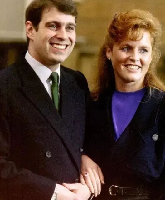 世界三大求婚戒指,拿破仑求婚钻戒