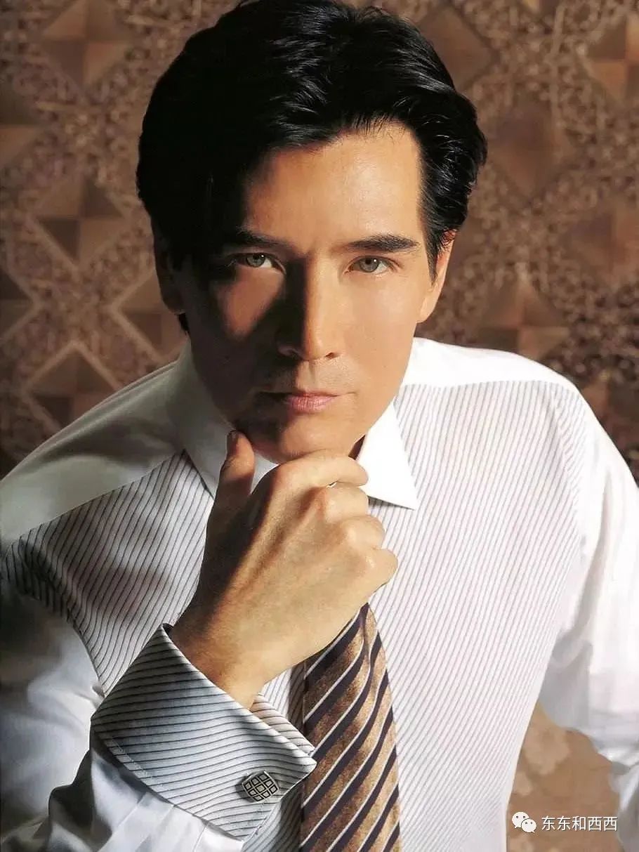 曾火遍中国的混血儿又回来了，浓颜系第一帅哥这些年都去哪儿了？