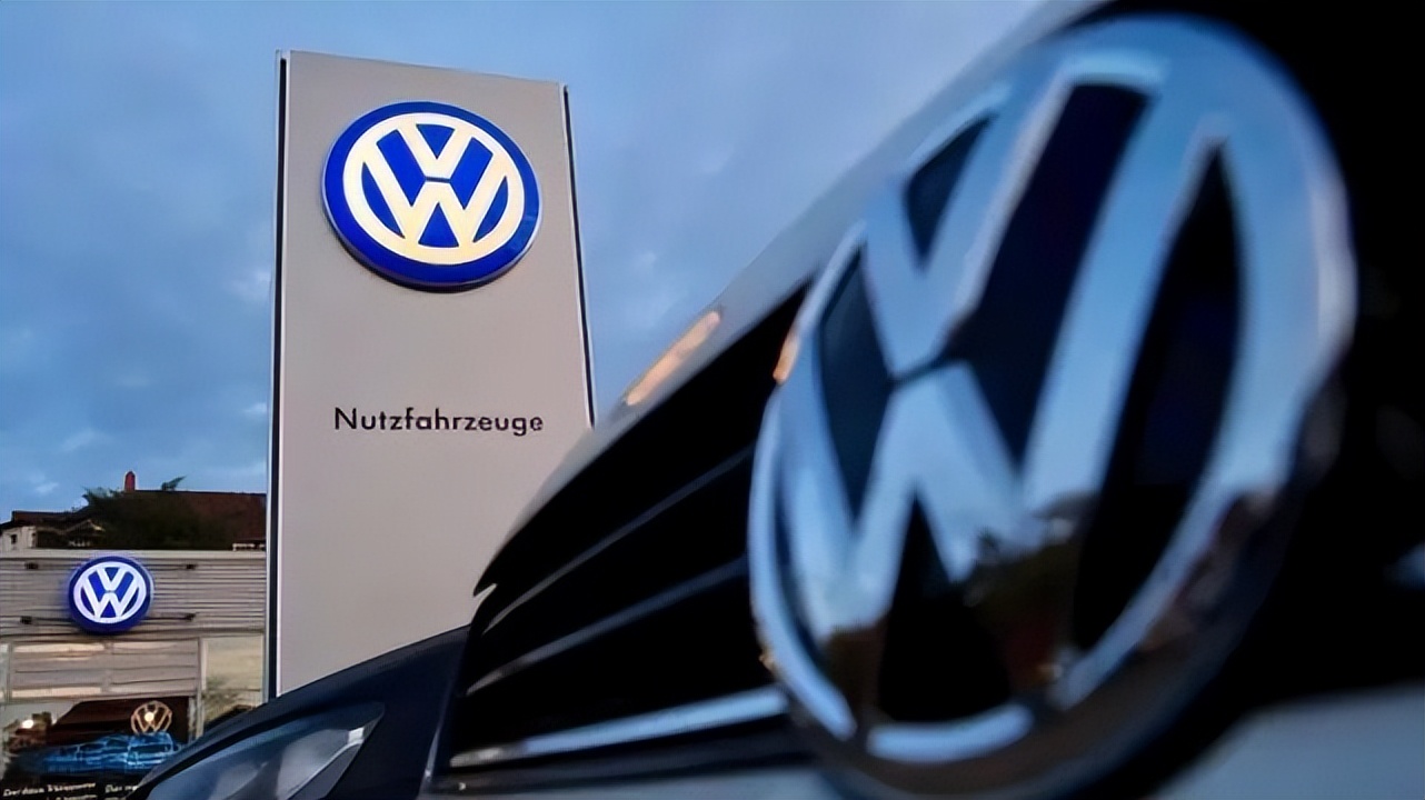 携程宣布：每生一个孩子发5万；新车开卖，何小鹏放话……