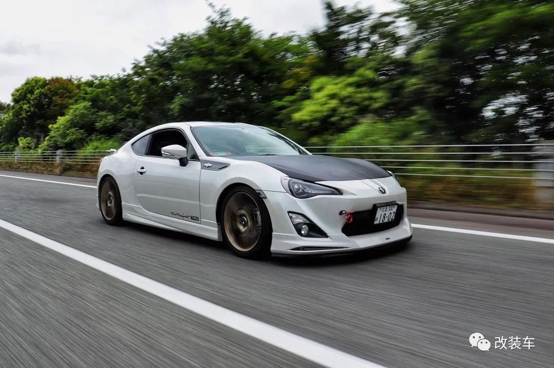 头文字d的女朋友,头文字d里面gt86的车主