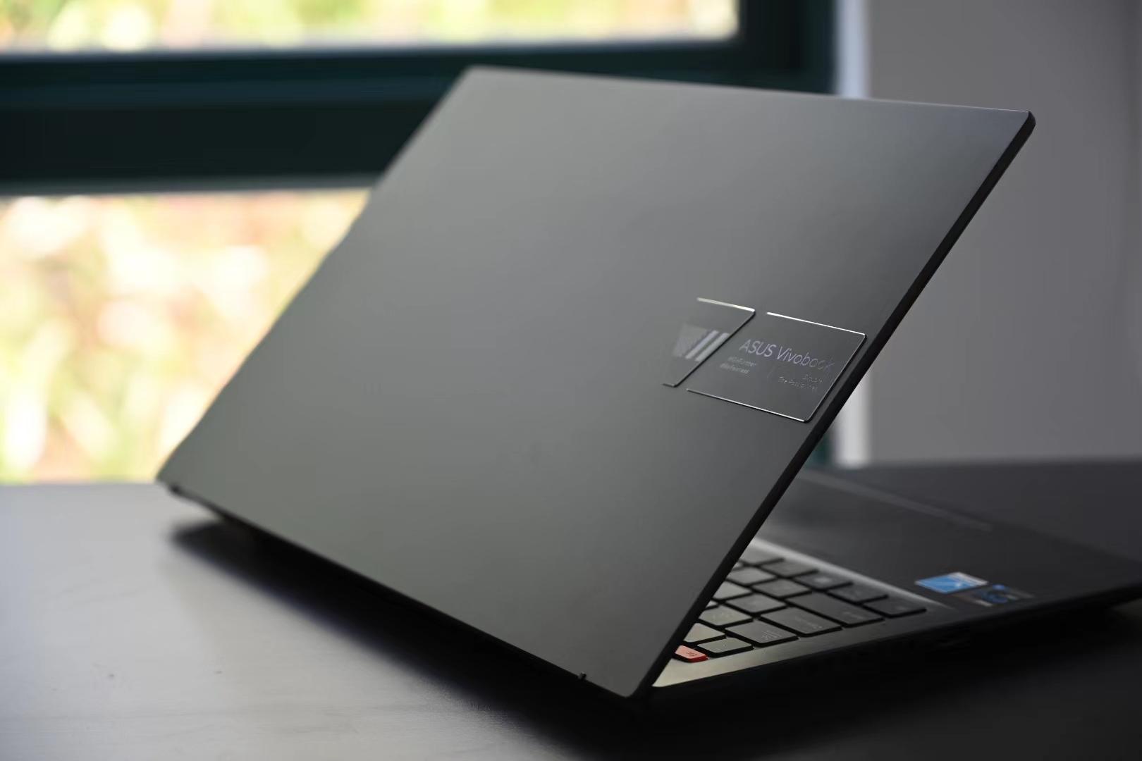 华硕笔记本无双14和联想小新16,华硕无双i512500h笔记本测评