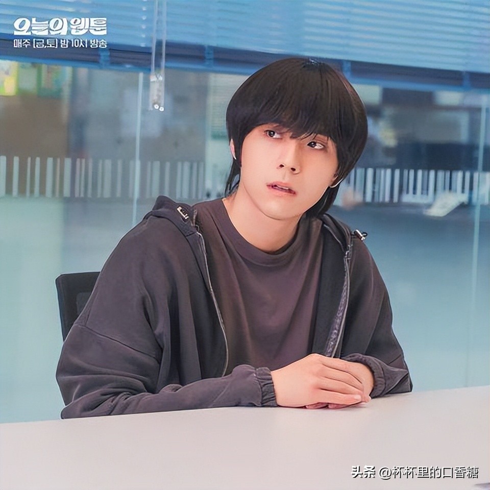 秋瓷炫宋仲基金高银演的电视,2020必看十部韩剧宋仲基