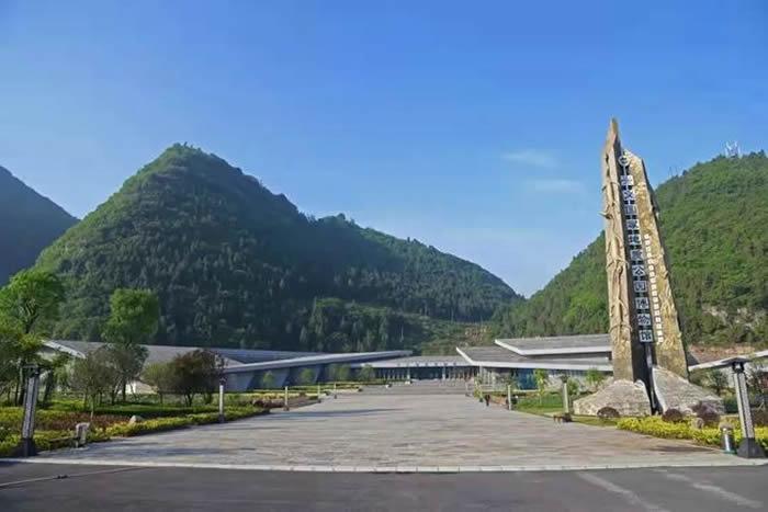 古诗词三首仿写,五言古体诗自创