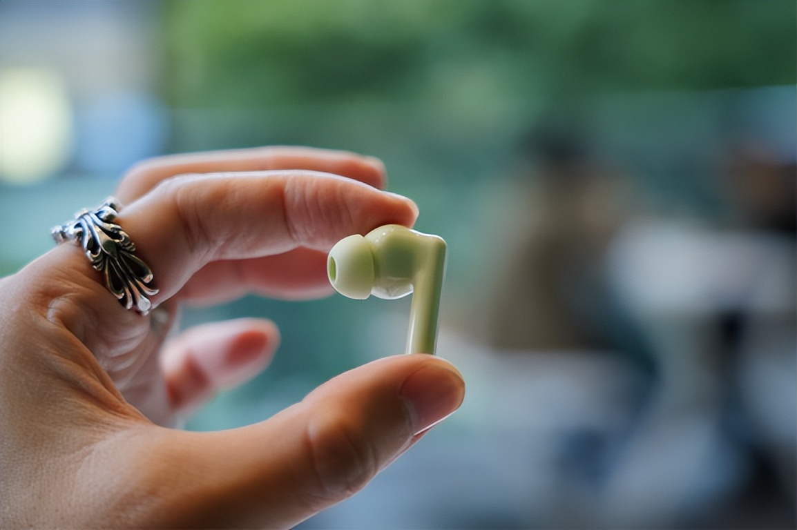 oppoencofree2i和free2哪个好,oppoencofree3测评值得买吗