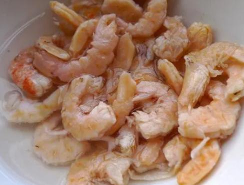 尸体药水泡海鲜，“色素”鸡蛋再现，315未曝光的菜场内幕太吓人