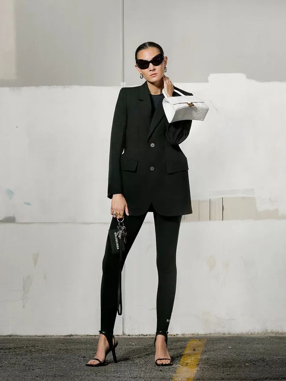 上万的大衣品牌,一件三万多的大衣到底好在哪里