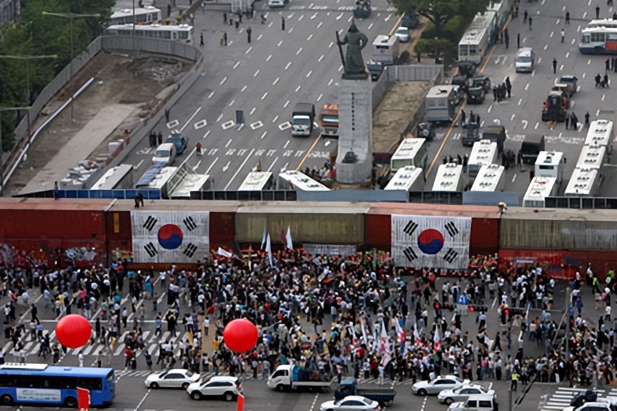 “动韩国就是动美国！”，话音刚落，美军就“动”了韩国女子