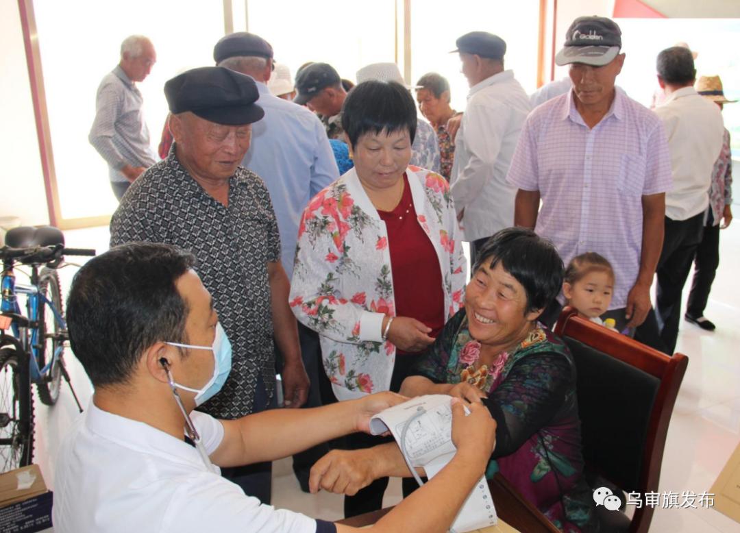 乌审旗道德模范人物事迹材料,乌审旗全国道德模范