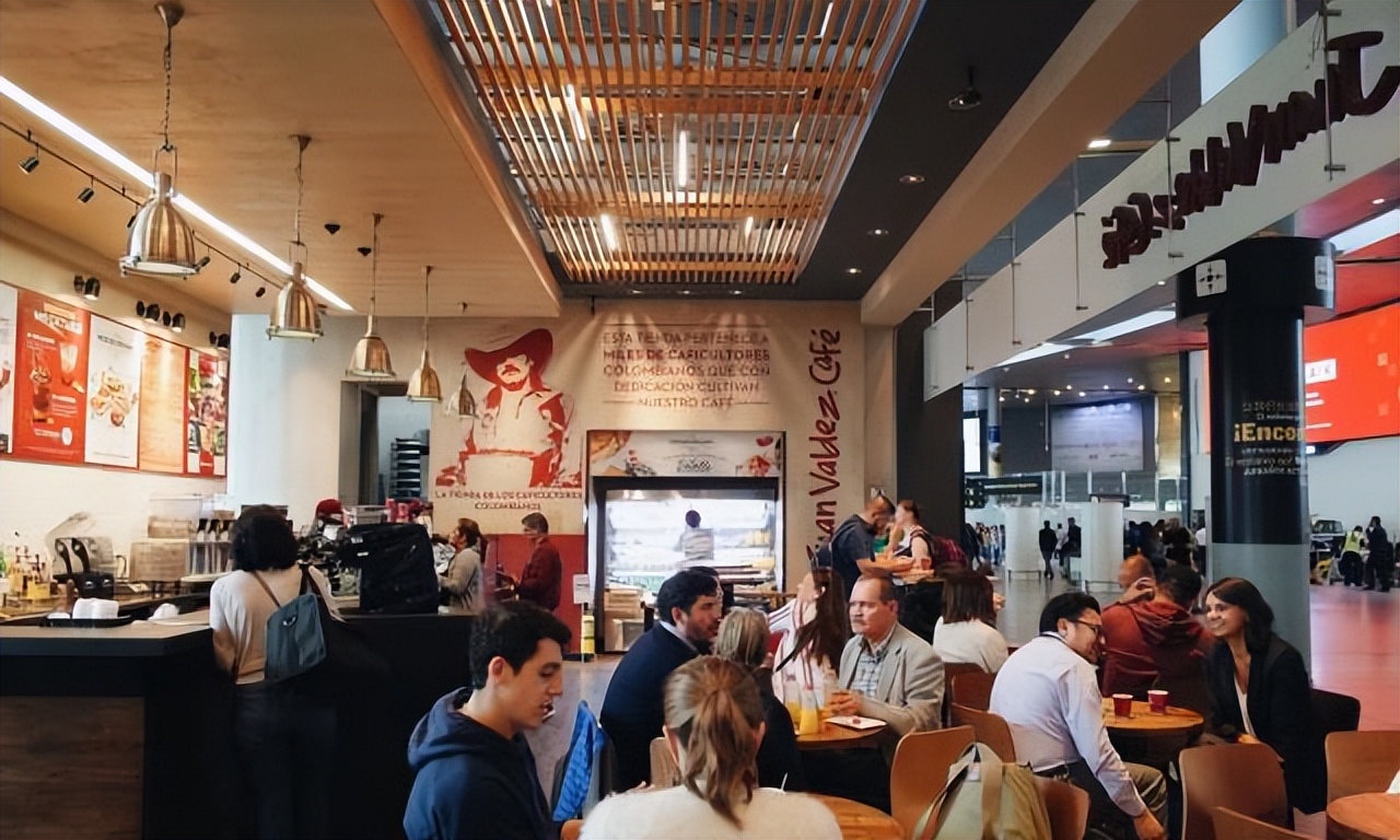 *妇情**揭秘墨西哥头号毒枭：他只关注女人的胸围，还有一怪癖