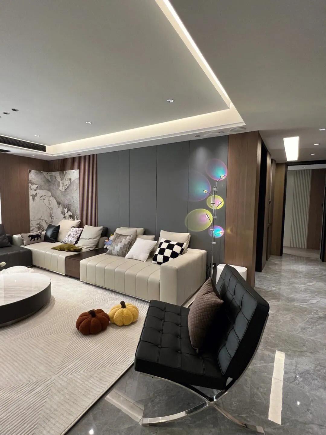 30平米木饰面门店装修效果图,2021木饰面板装修效果图