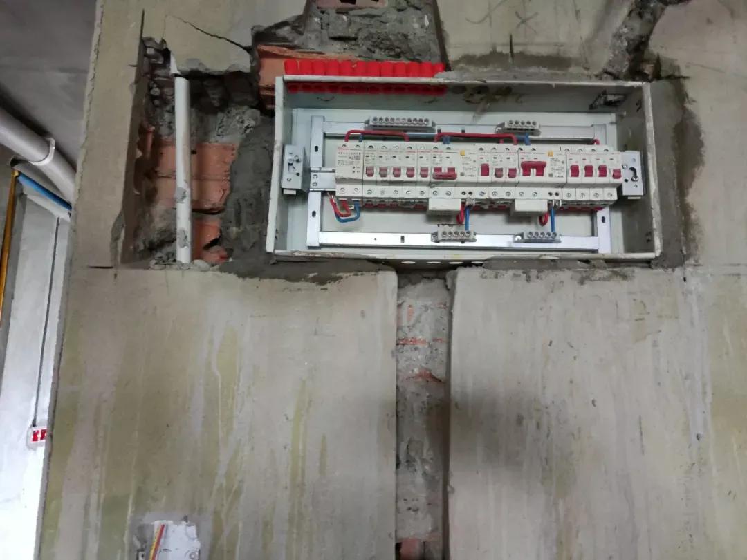 开关插座原理讲解视频,开关插座预留工艺