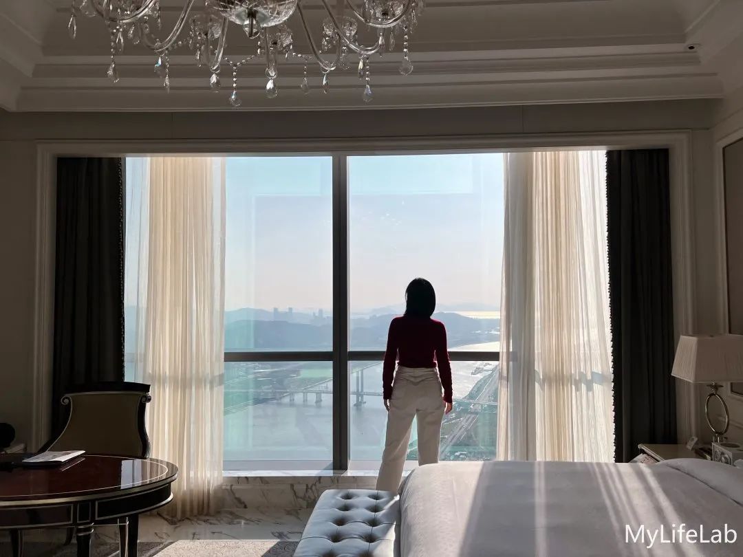 在3000+一晚的酒店吃泡面，澳门半日游耗尽电量...这个春节不一般