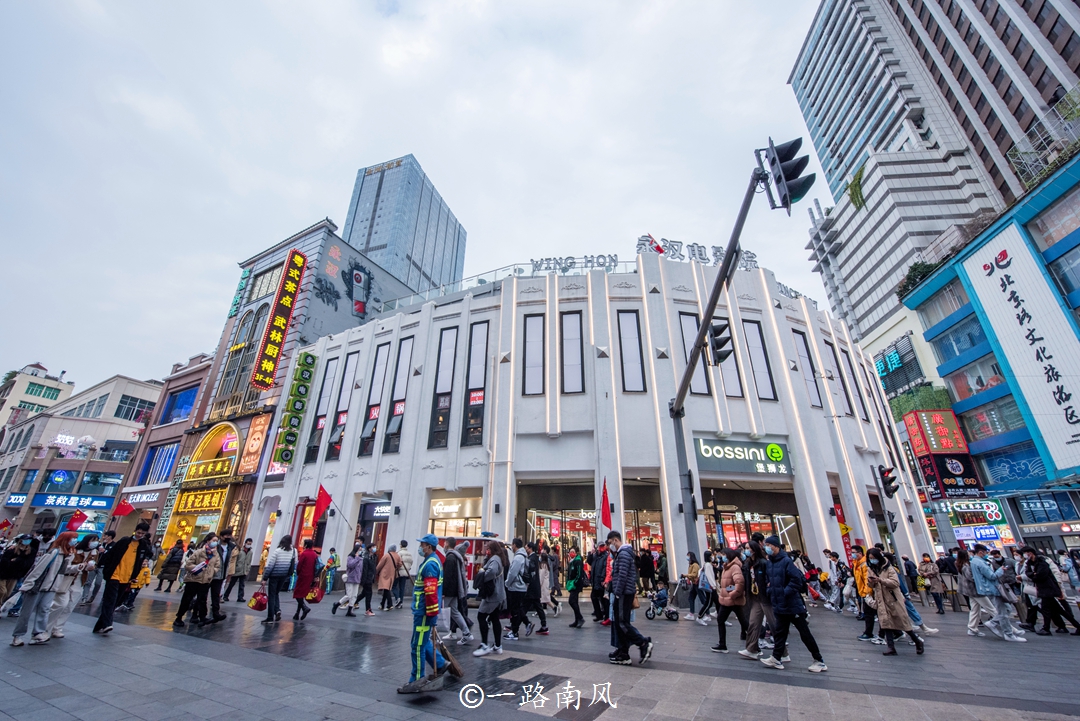广州老牌步行街，曾经由热闹变萧条，新春期间人气比珠江新城还高