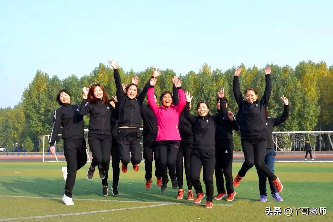 作为生物老师所面临的职业环境,生物教师的出路