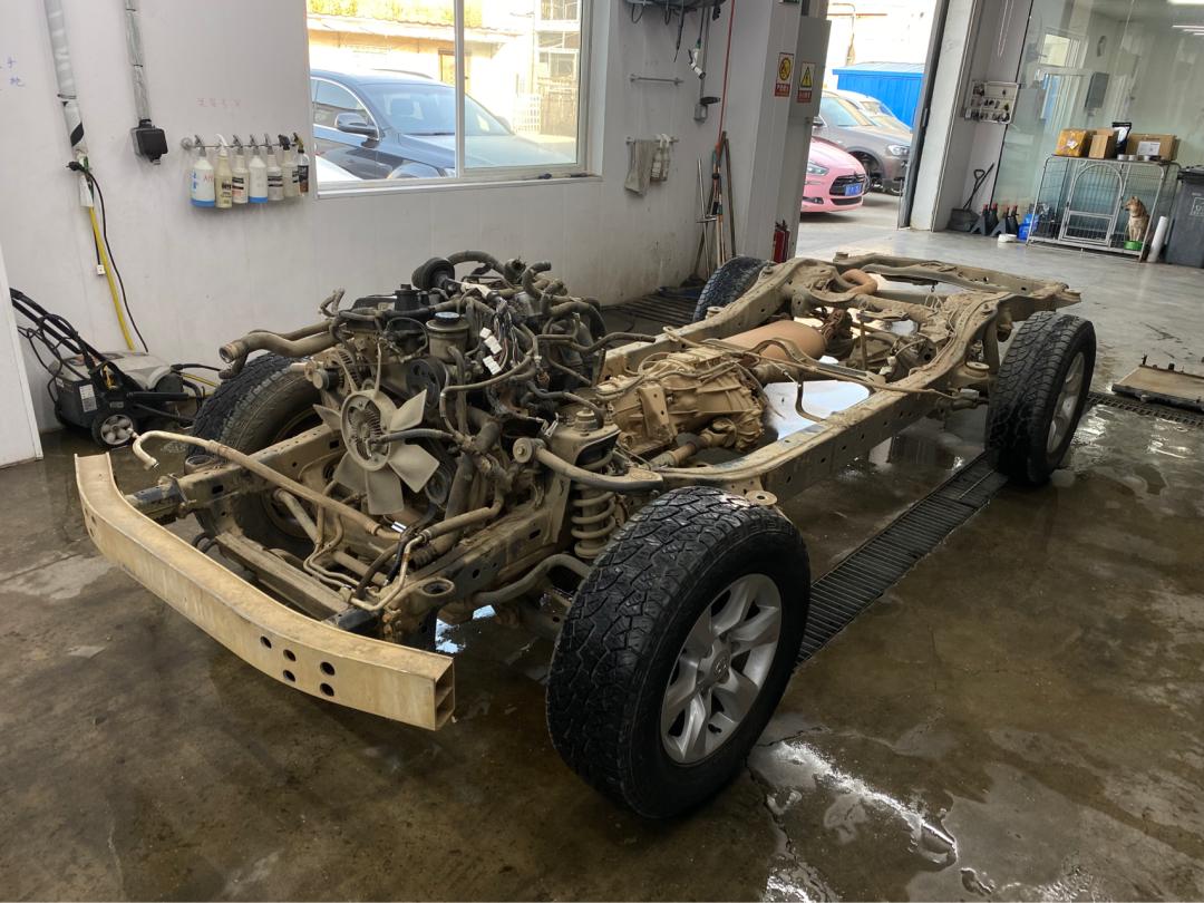 丰田霸道老车翻新升级好的出售,搞工地车翻新