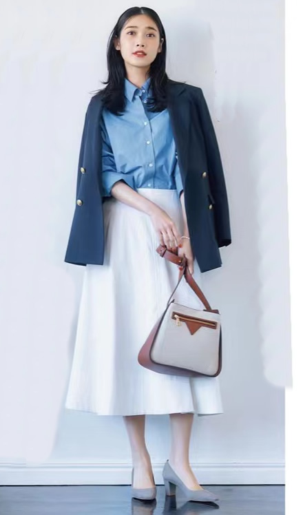 直筒裙和伞裙哪个有气质,伞裙连衣裙蓬蓬裙