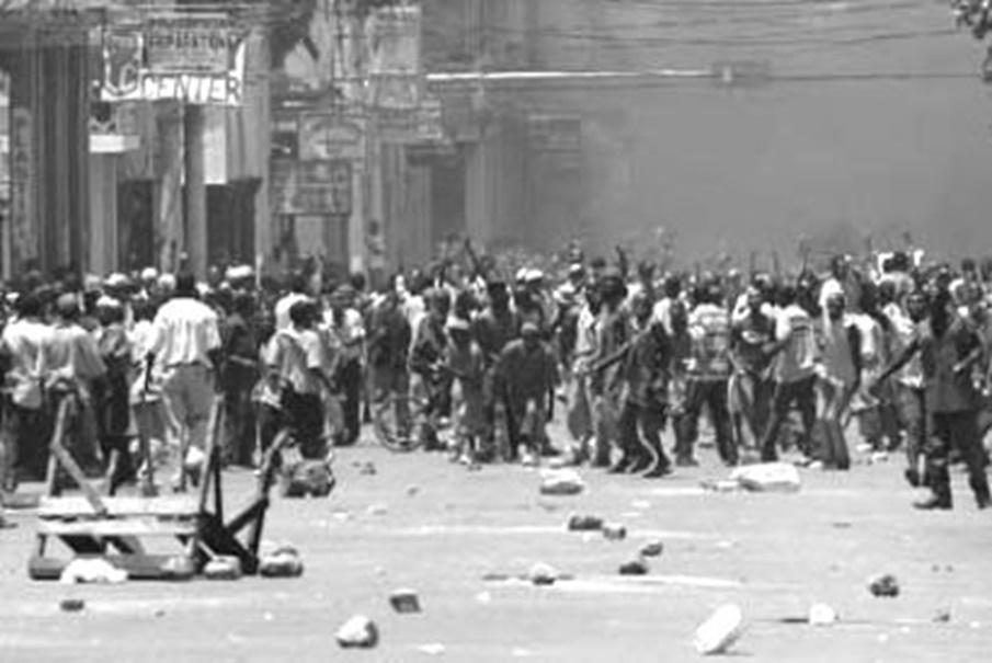 美国黑人重返非洲“故土”,带来了先进的种族歧视文化