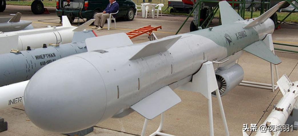 苏霍伊苏57实战,苏霍伊金雕战机