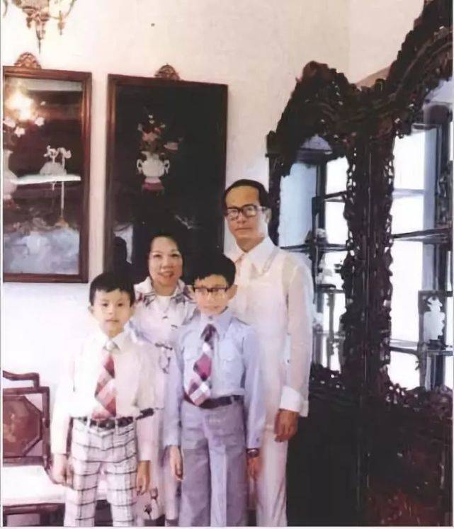 周凯旋跟了李嘉诚多少年,周凯旋凭什么被李嘉诚独宠29年