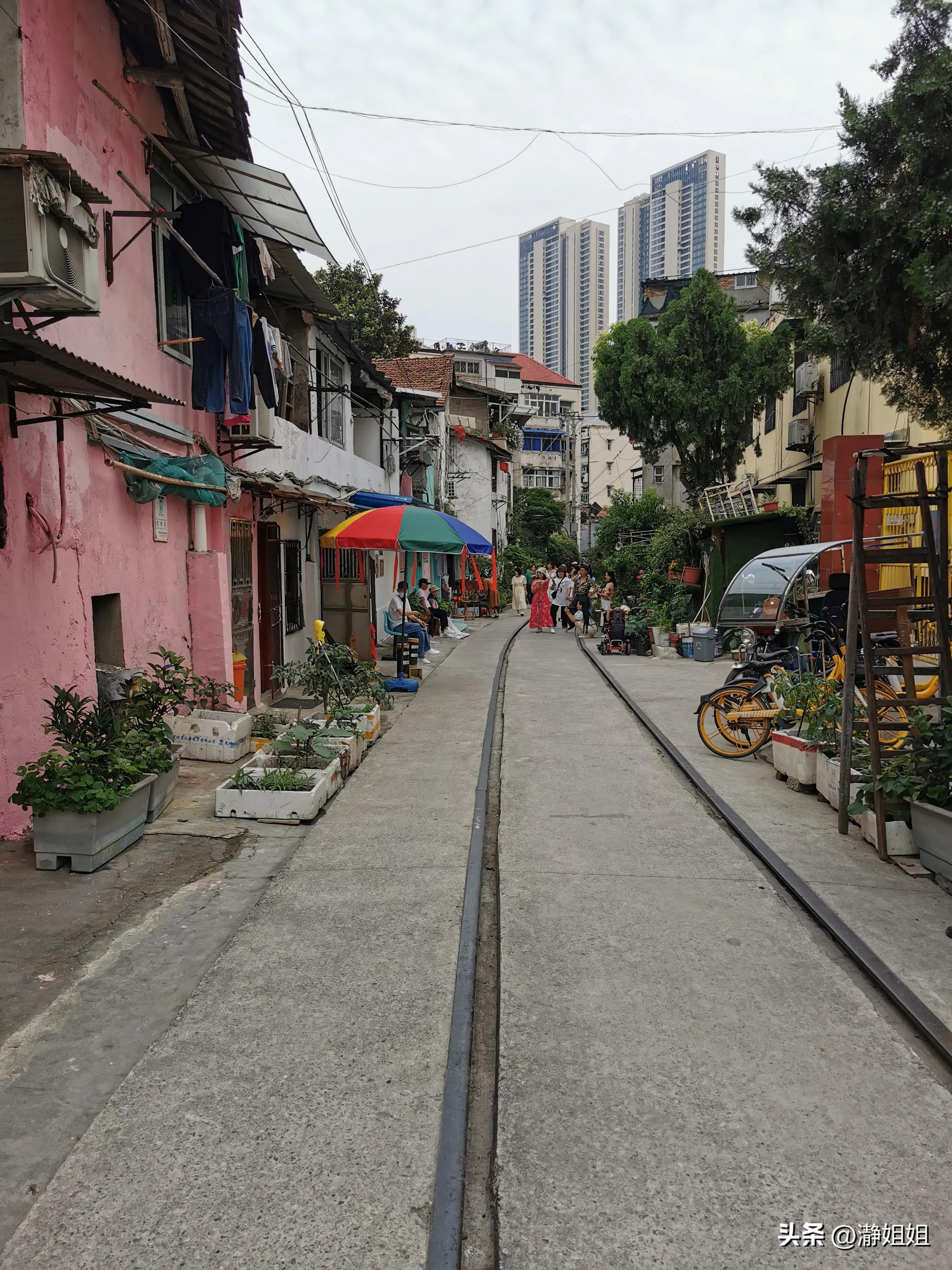 汉阳火车站网红站前花街,汉阳火车站站前花街位置