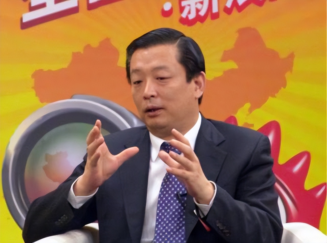 巨贪“皮四局”落马史：纪委布网调查两年，女儿回国后交代所有