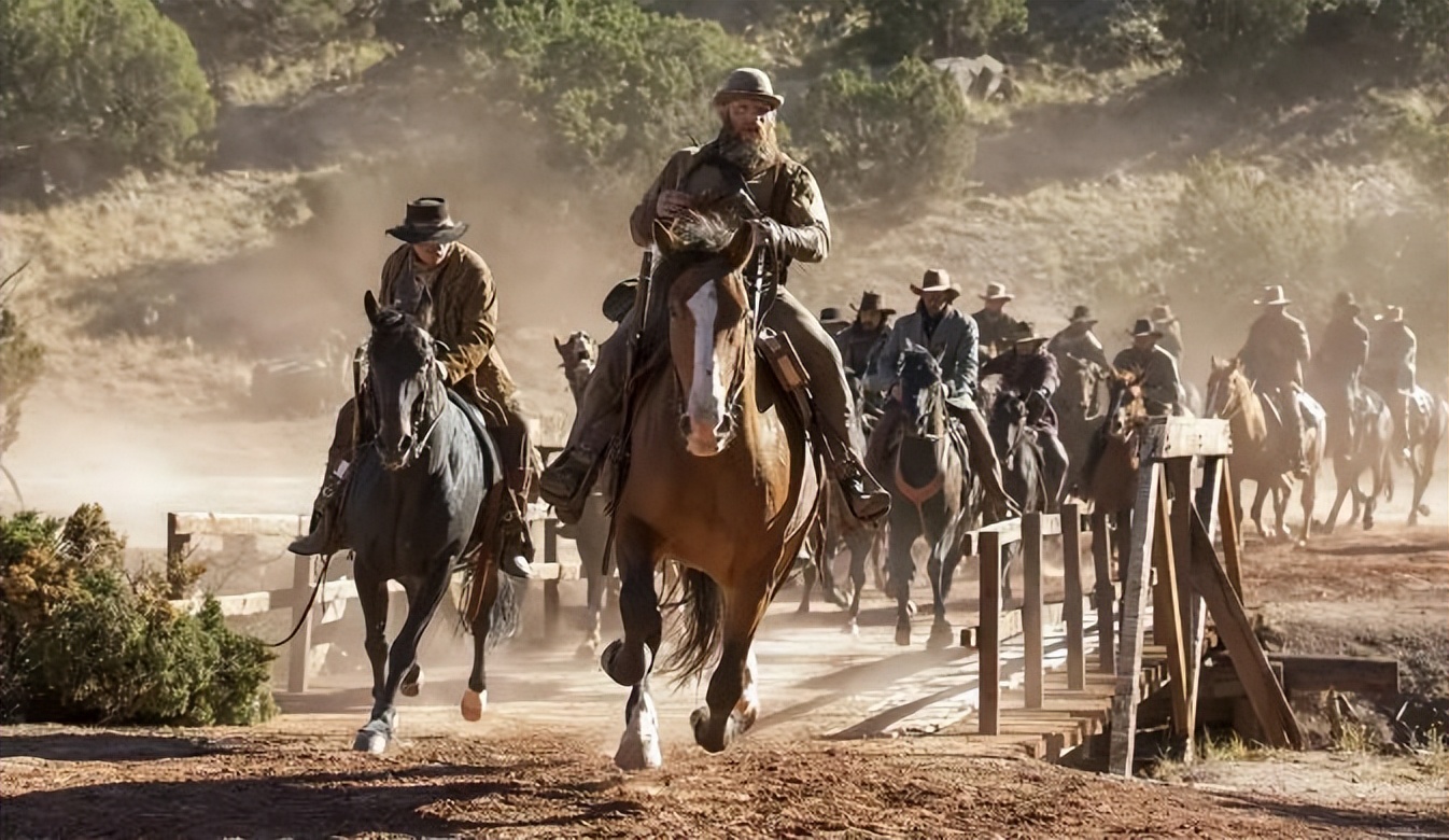 1次买1颗，1个月攒1克，囤黄金为何成为年轻人的新潮流？