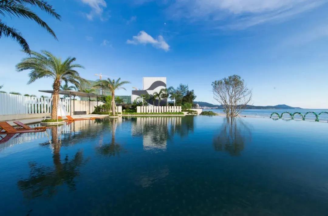 双月湾海边度假酒店推荐,双月湾优美日落海景沙滩度假酒店