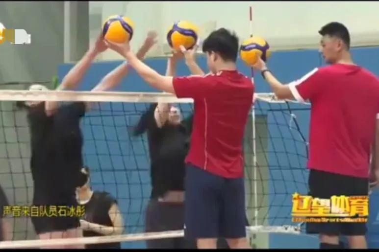 吉田敏明美国女排主教练,吉田敏明简介