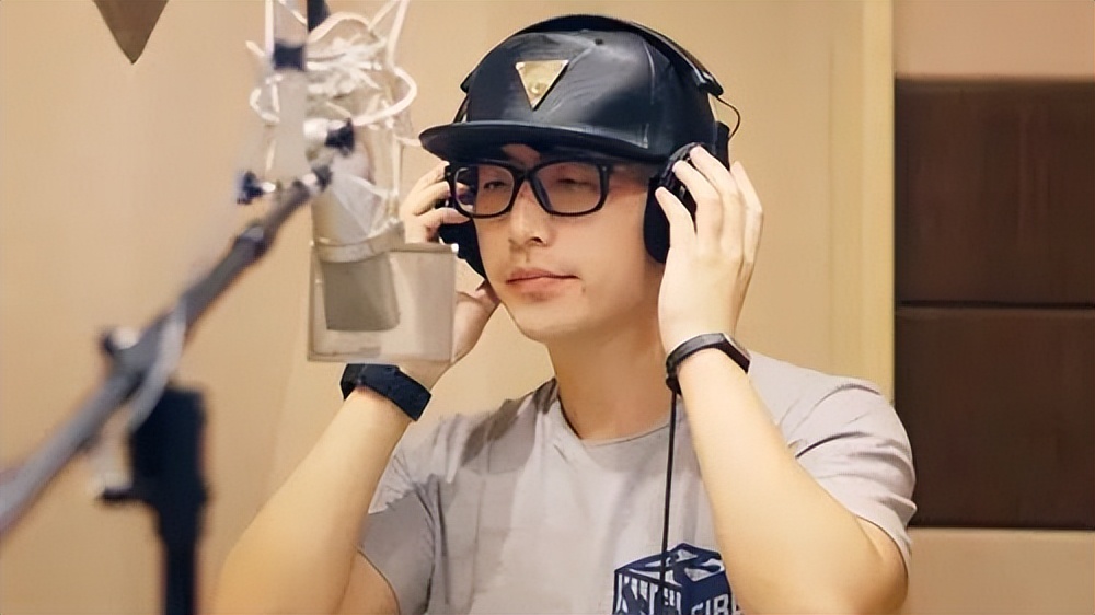 张颂文说吴镇宇是他偶像原版,张颂文为什么大家叫他老师