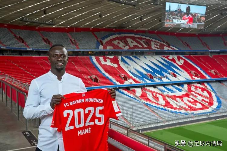 莱万转会拜仁的转会费,莱万转会拜仁细节