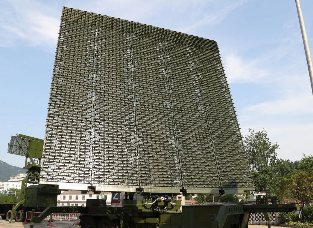 歼20能拦截b21吗,歼20能对付b21吗