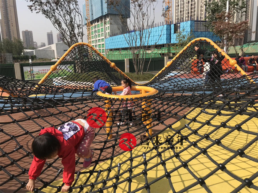 游乐场里有什么游乐设备,2024年最火爆的儿童游乐项目