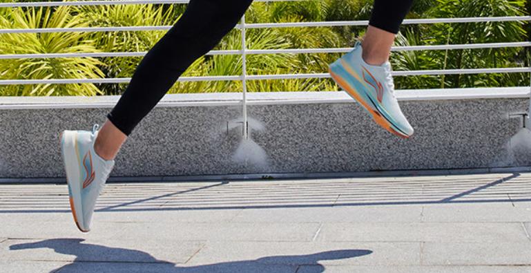 李宁跑鞋矩阵视频,阿迪达斯跑鞋矩阵