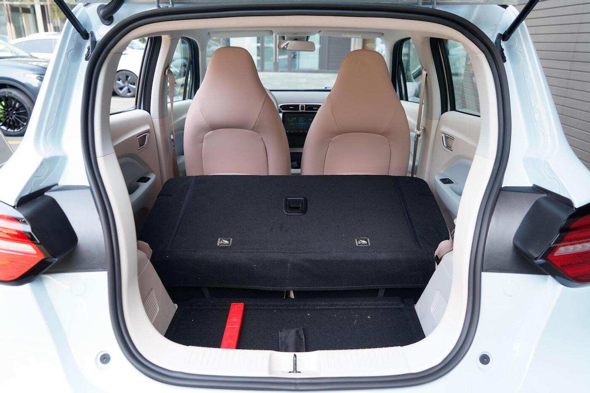 零跑t03入门款评测,零跑t03最新驾驶体验