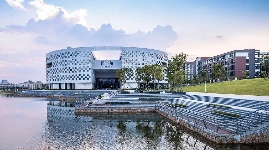 酒店管理专业成人教育招生,广州成人高考学校