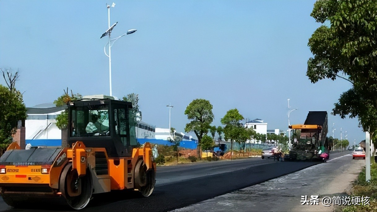 印度塑料垃圾造公路,印度用垃圾修路